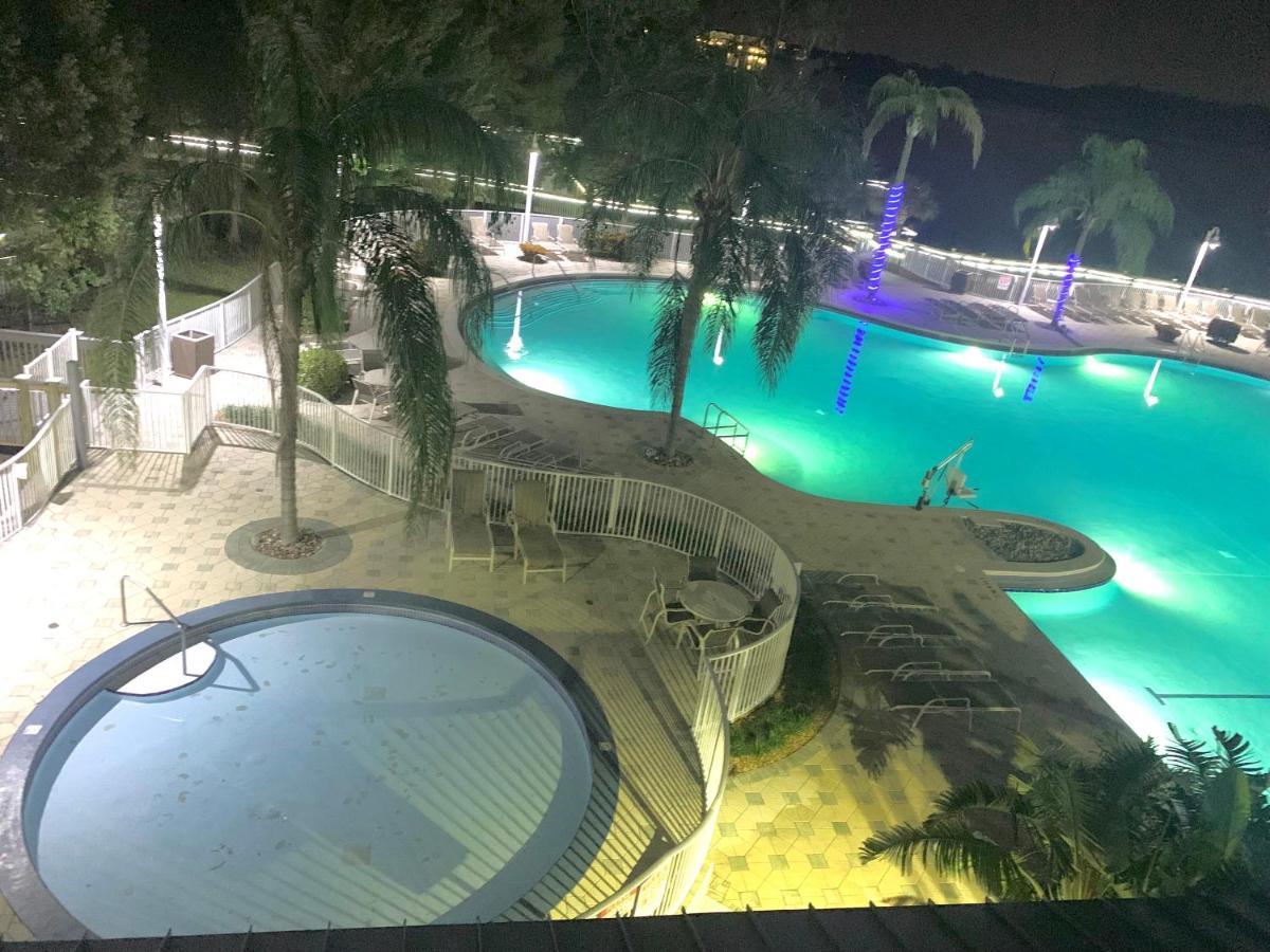 Disney Just 1 And A Quarter Mile Away, Blue Heron 1 Room 2 Bath,Amenities,6 Guests, Walk To Restaurants, No Fees At Check In Орландо Екстер'єр фото