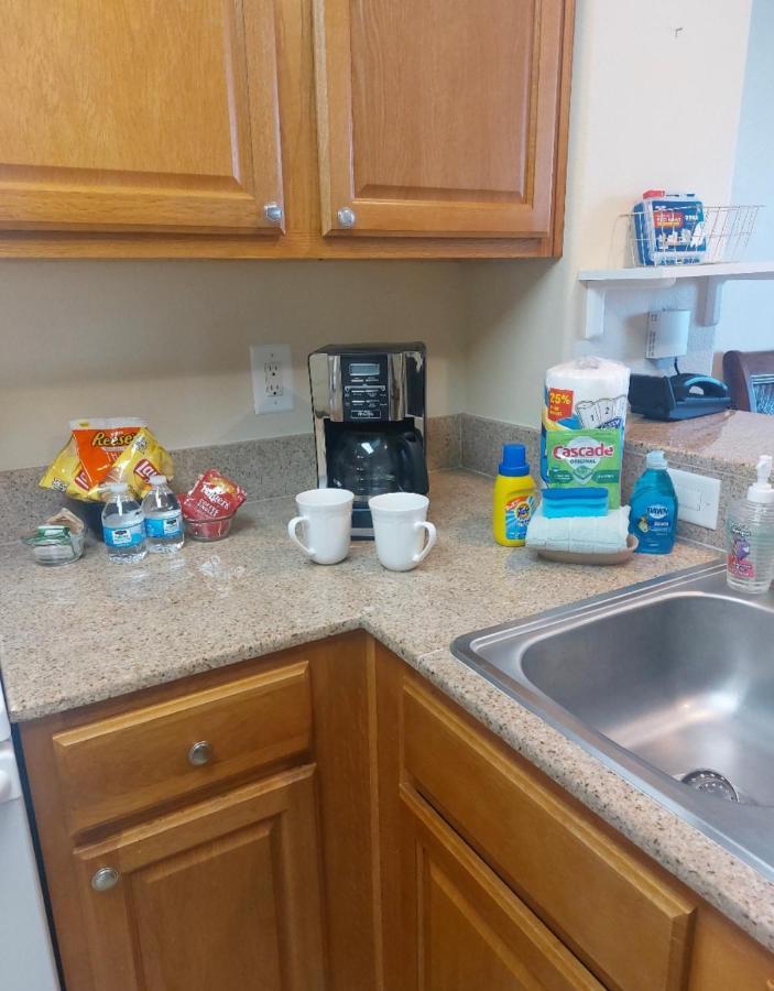 Disney Just 1 And A Quarter Mile Away, Blue Heron 1 Room 2 Bath,Amenities,6 Guests, Walk To Restaurants, No Fees At Check In Орландо Екстер'єр фото