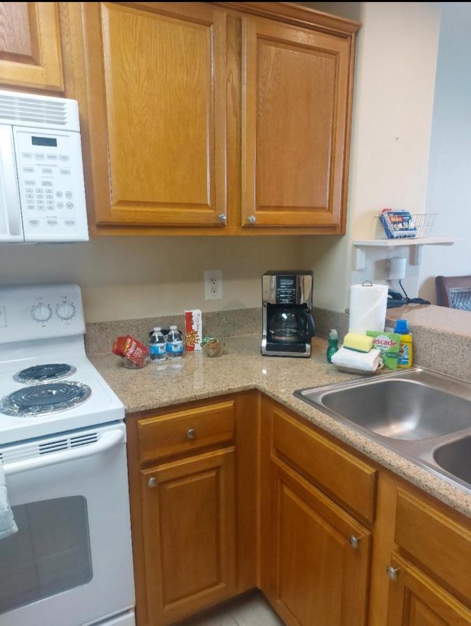 Disney Just 1 And A Quarter Mile Away, Blue Heron 1 Room 2 Bath,Amenities,6 Guests, Walk To Restaurants, No Fees At Check In Орландо Екстер'єр фото